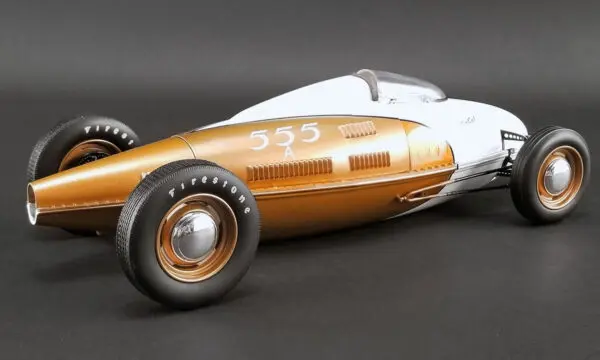 a1803004 2 - 1948 Belly Tanker "SoCal" Lakester - Gold & White