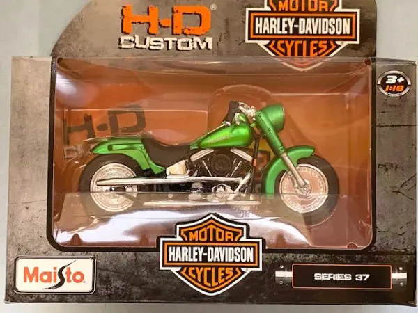 Harley Davidson Street Stalker 2000 1:24 Maisto Motorcycle Miniature  Collection