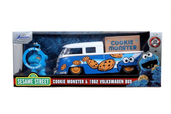 31751 1.24 hwr 1963 vw bus truck cookie monster w sound 11 scaled - HOLLYWOOD RIDES - 1963 VW BUS TRUCK & COOKIE MONSTER W/SOUND