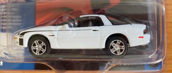 jlcp7139a - 2002 CHEVROLET CAMARO ZL1 - ARCTIC WHITE - MIJO EXCLUSIVES - LIMITED TO 2016