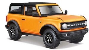 2021 FORD BRONCO BADLANDS - 2 DOOR IN 1:24 SCALE BY MAISTO