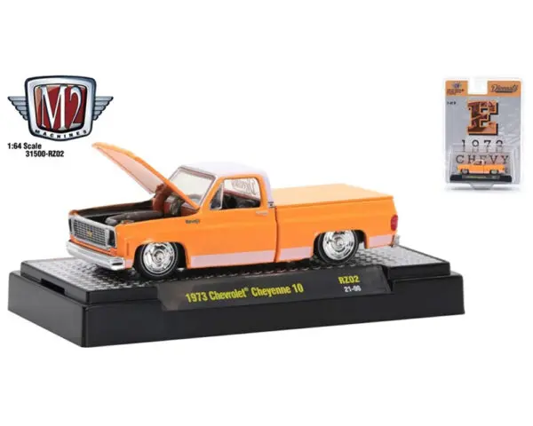 31500 rz02 e - 1973 Chevrolet Cheyenne 10 PICK UP TRUCK “E ” Orange Limited 6,000 Pieces (M2 Machines Riverside Show Exclusives)