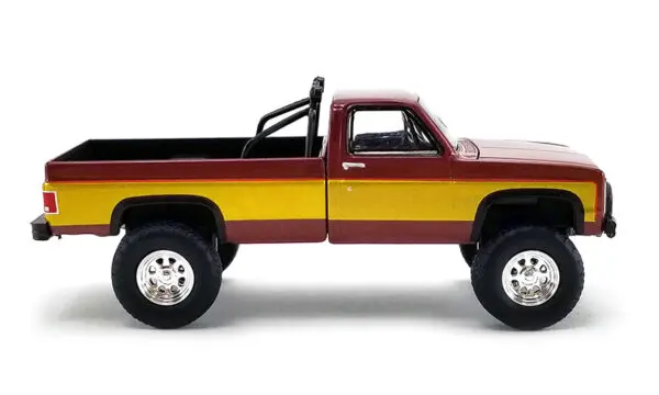v2 gl 51369 - Stacey David's GearZ - 1986 Chevrolet K2500 PICK UP TRUCK Stunt Double - Fall Guy Tribute