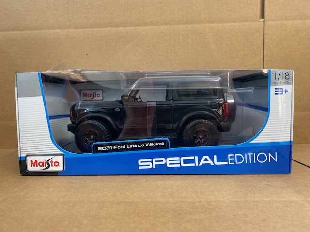 2021 Ford Bronco Wildtrak Two Door in Black- Box Damage 7 - 2021 Ford Bronco Wildtrak Two Door in Black- Box Damage - Image 7