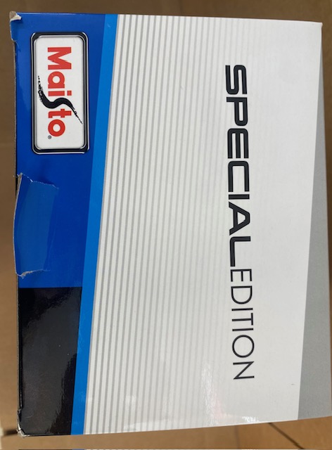 2021 Ford Bronco Wildtrak Two Door in Black- Box Damage 14 - 2021 Ford Bronco Wildtrak Two Door in Black- Box Damage - Image 14