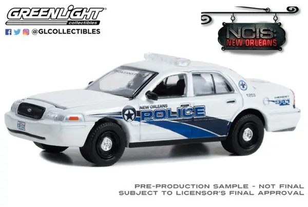 44990 e - 2006 Ford Crown Victoria Police Interceptor - NCIS: New Orleans (2014-21 TV Series)