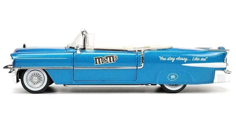 M&M's - 1956 Cadillac Eldorado with Blue M&M's Figure • Ho 