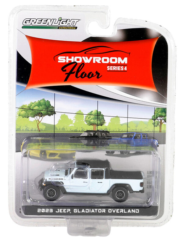 68040 e1 - 2023 Jeep Gladiator Overland in Limited Edition Earl Clear Coat