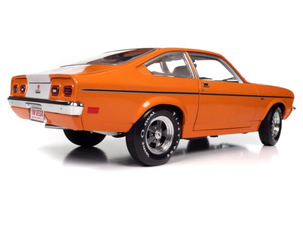 amm1319h - 1973 Chevrolet Vega GT in Bright Orange