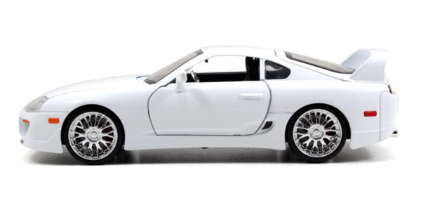 v1 97375 - Brian's Toyota Supra in Glossy White - Furious 7 (2015)
