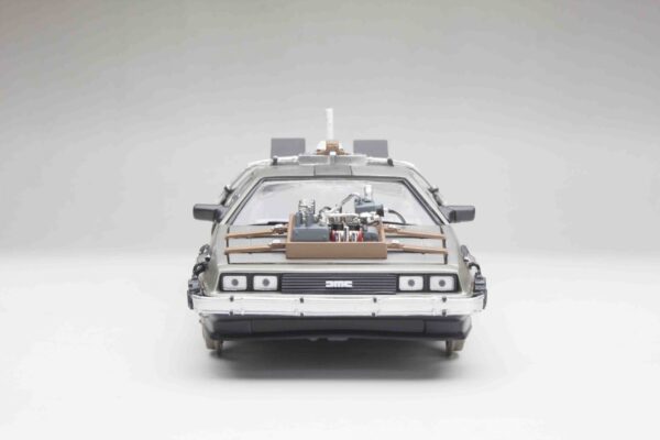 2714 scaled 1 - BTTF DELOREAN FROM BACK TO THE FUTURE III BY SUN STAR IN 1:18 SCALE