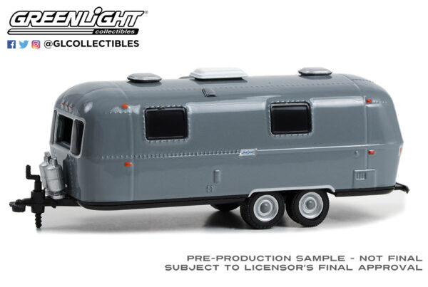 34140 d - 1971 Airstream Double-Axle Land Yacht Safari in Custom Painted Gray 