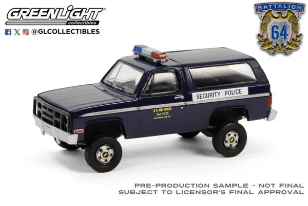 61040 f 1 - 1984 Chevrolet M1009 CUCV - US Air Force Security Police 