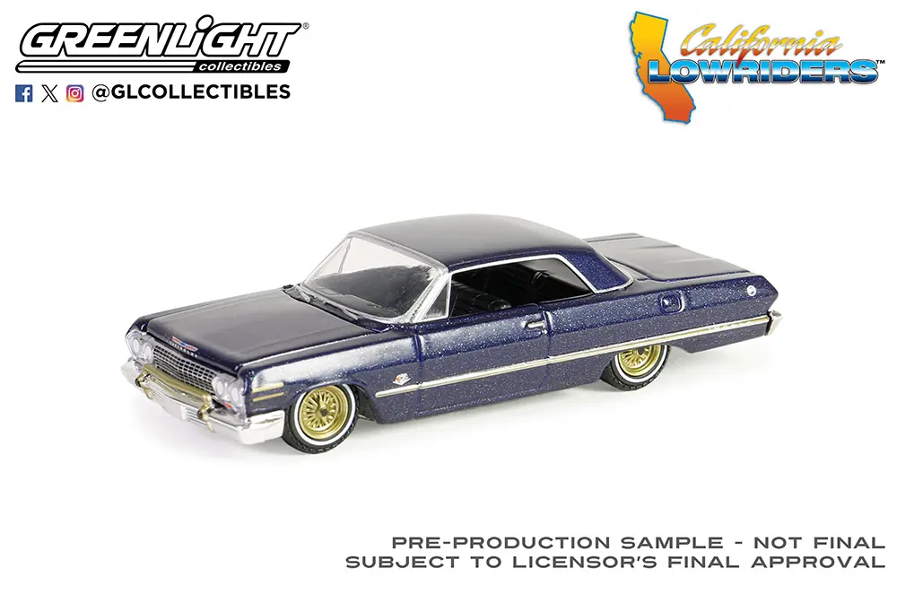 1963 Chevrolet Impala in Dark Blue and Gold | Diecast Depot