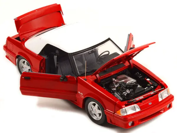 v3 18998 - Axel Foley's 1991 Ford Mustang GT Convertible - Beverly Hills Cop III (1994)