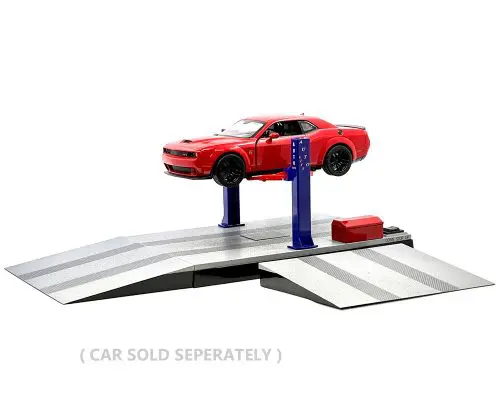 1:24 Die-Cast Auto Lift Collectible Series: Service Center (Auto