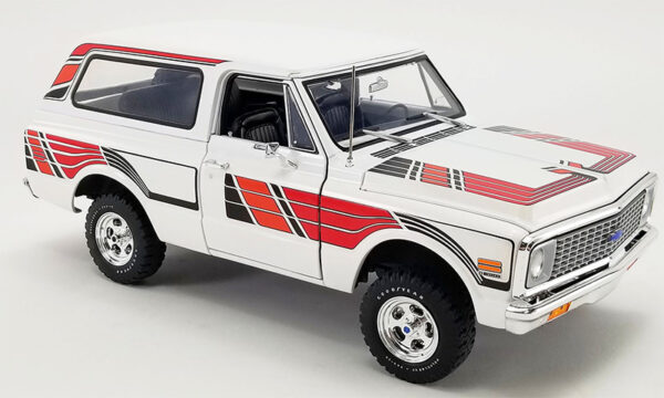 a1807705 - 1972 Chevrolet K5 Blazer - Feathers Edition