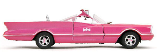 v3 35189 - 1966 Batmobile in Pink with Base Pink Slips