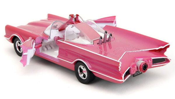 v5 35189 - 1966 Batmobile in Pink with Base Pink Slips