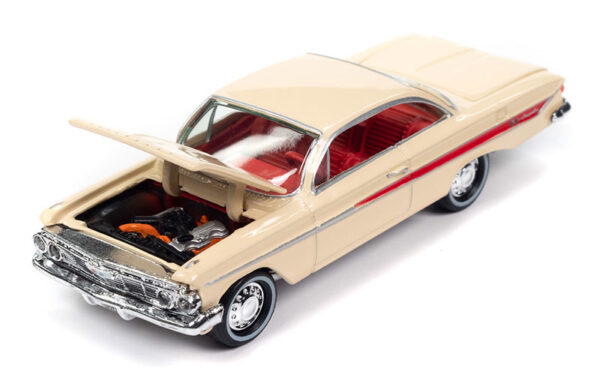 jlsp353 a1 - 1961 Chevrolet Impala in Coronna Cream