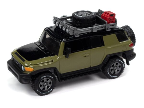 jlsf026a3 - 2007 Toyota FJ Cruiser (Off Road) (Light Green w/Flat Black)