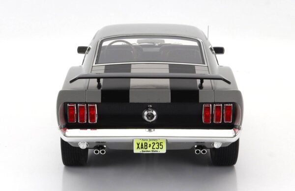 12104f - 1969 Ford Mustang BOSS 429-John Wick (2014) - made of resin - nothing opens