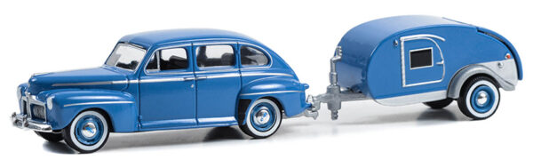 32300 a 1 - 1942 Ford Fordor Super Deluxe with Tear Drop Trailer in Florentine Blue