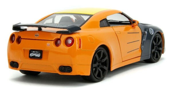 33691b - 2009 Nissan GT-R with Naruto Figure - Naruto Shippuden (TV Series 2009-17)