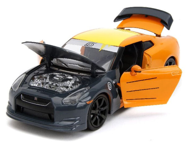 33691c - 2009 Nissan GT-R with Naruto Figure - Naruto Shippuden (TV Series 2009-17)