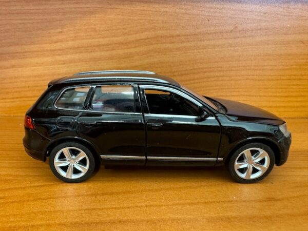 555019bk - VOLKSWAGEN TOUAREG - PULL BACK ACTION (5" LONG) SPECIFY COLOR IN NOTES WHEN ORDERING