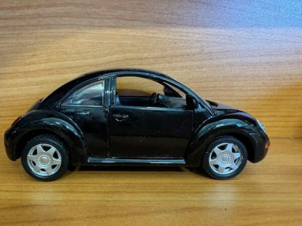 8012 blk - VOLKSWAGEN BEETLE PULL BACK ACTION -1:24 SCALE (6") SPECIFY COLOR IN NOTES WHEN ORDERING