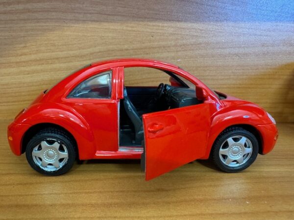 8012 red - VOLKSWAGEN BEETLE PULL BACK ACTION -1:24 SCALE (6") SPECIFY COLOR IN NOTES WHEN ORDERING