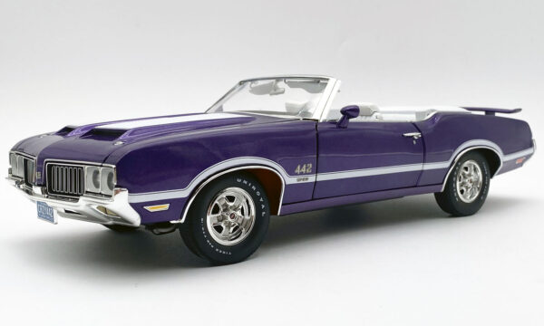 detail a1805628 1 - 1970 Oldsmobile 442 W-30 in Special Order Paint Color Plum Crazy Limited Edition (available 4th quarter)