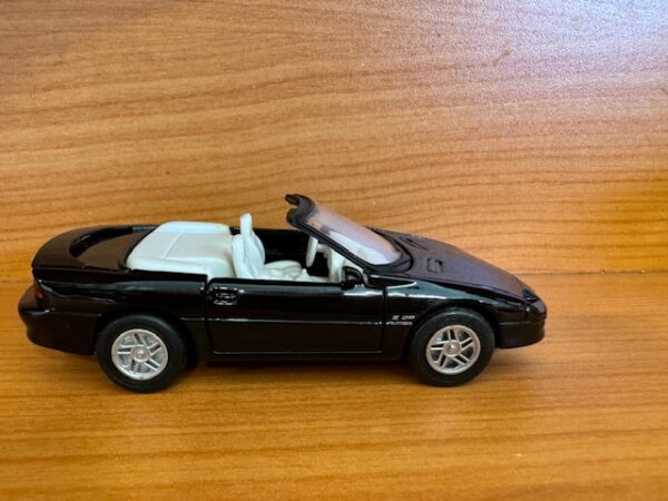 img 4540 - 1996 CHEVROLET CAMARO Z28 CONVERTIBLE IN 1:38 SCALE (SPECIFY COLOR IN NOTES WHEN ORDERDING)