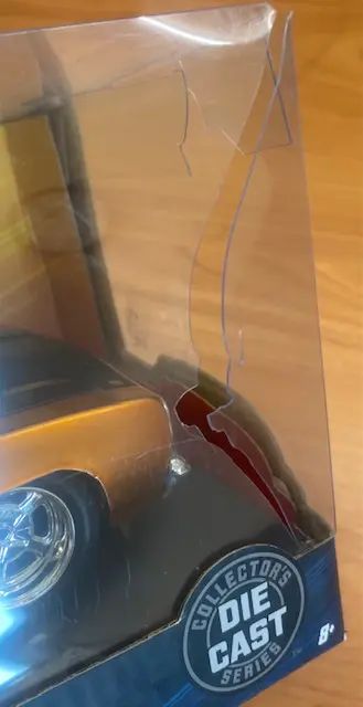 img 2083 - Dom's 1970 Plymouth Road Runner - Furious 7 (2015)- BOX DAMAGE