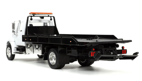 v2 34040 - International Durastar 4400 Flatbed Tow Truck