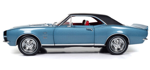 amm1329 1 - 1967 Chevrolet Camaro Coupe MCACN in Nantucket Blue