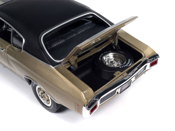 amm1332 4 - 1970 Chevrolet Chevelle SS MCACN in Centenniel Gold