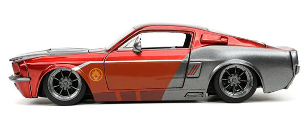 v1 32915 - 1967 Ford Mustang Shelby with Star Lord Figure - Hollywood Rides