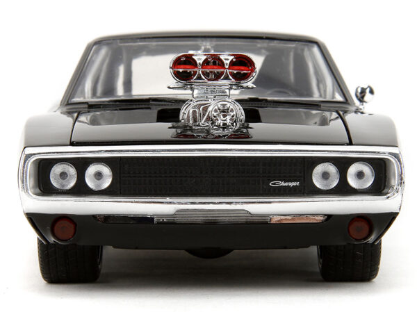 v3 35907 - 1970 Dodge Charger R/T with Dom Figure- Dom's