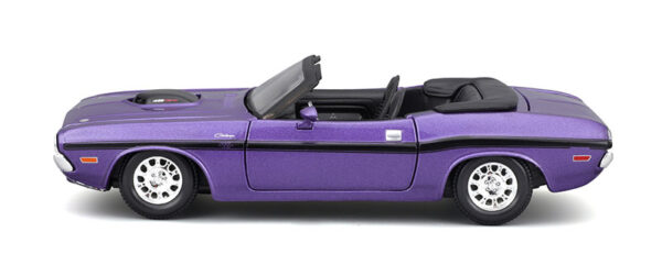 v2 31264mpr - 1970 Dodge Challenger R/T Convertible in Metallic Purple