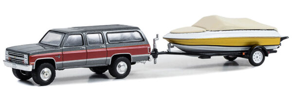 32290 b - 1987 Chevrolet Suburban K20 Silverado with Boat and Boat Trailer