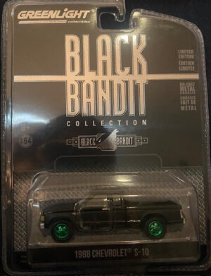 1988 Chevrolet S-10 Extended Cab Pick Up Truck - Black Bandit Series 25- Green Machine