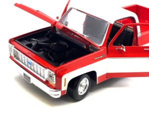 1974 Chevrolet C10 Cheyenne Super – Red White Two Tone – Special Edition