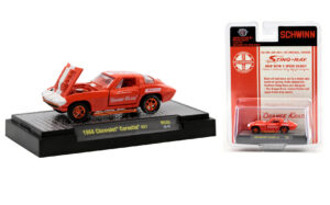 1966 CHEVROLET CORVETTE 427 - SCHWINN STING-RAY (ORANGE KRATE #68) CHASE