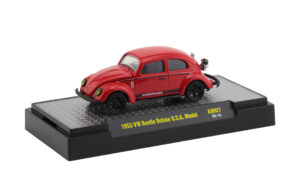 1953 VOLKSWAGEN BEETLE DELUXE U.S.A. MODEL - LIMITED TO 7000 (RED)