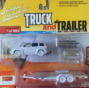 2006 Chevrolet HHR Truck and Open Trailer - WHITE LIGHTNING CHASE