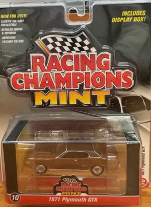 1971 PLYMOUTH GTX IN BROWN W/BLACK ROOF BY RACING CHAMPIONS MINT