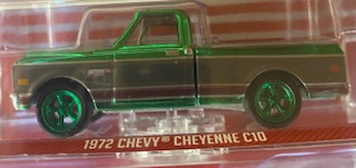 1972 Chevrolet Cheyenne C10 Short Box pick up truck (Hobby Exclusive)- Green Machine 2 - 1972 Chevrolet Cheyenne C10 Short Box pick up truck (Hobby Exclusive)- Green Machine - Image 2