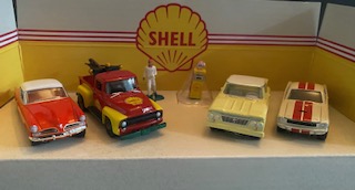 GREENLIGHT DIORAMA 6 PIECE SET- SPECIAL GREEN MACHINE VERSION 58055 2 - GREENLIGHT DIORAMA 6 PIECE SET- SPECIAL GREEN MACHINE VERSION 58055 - Image 2